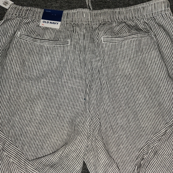 Pants - Picture 4 of 8